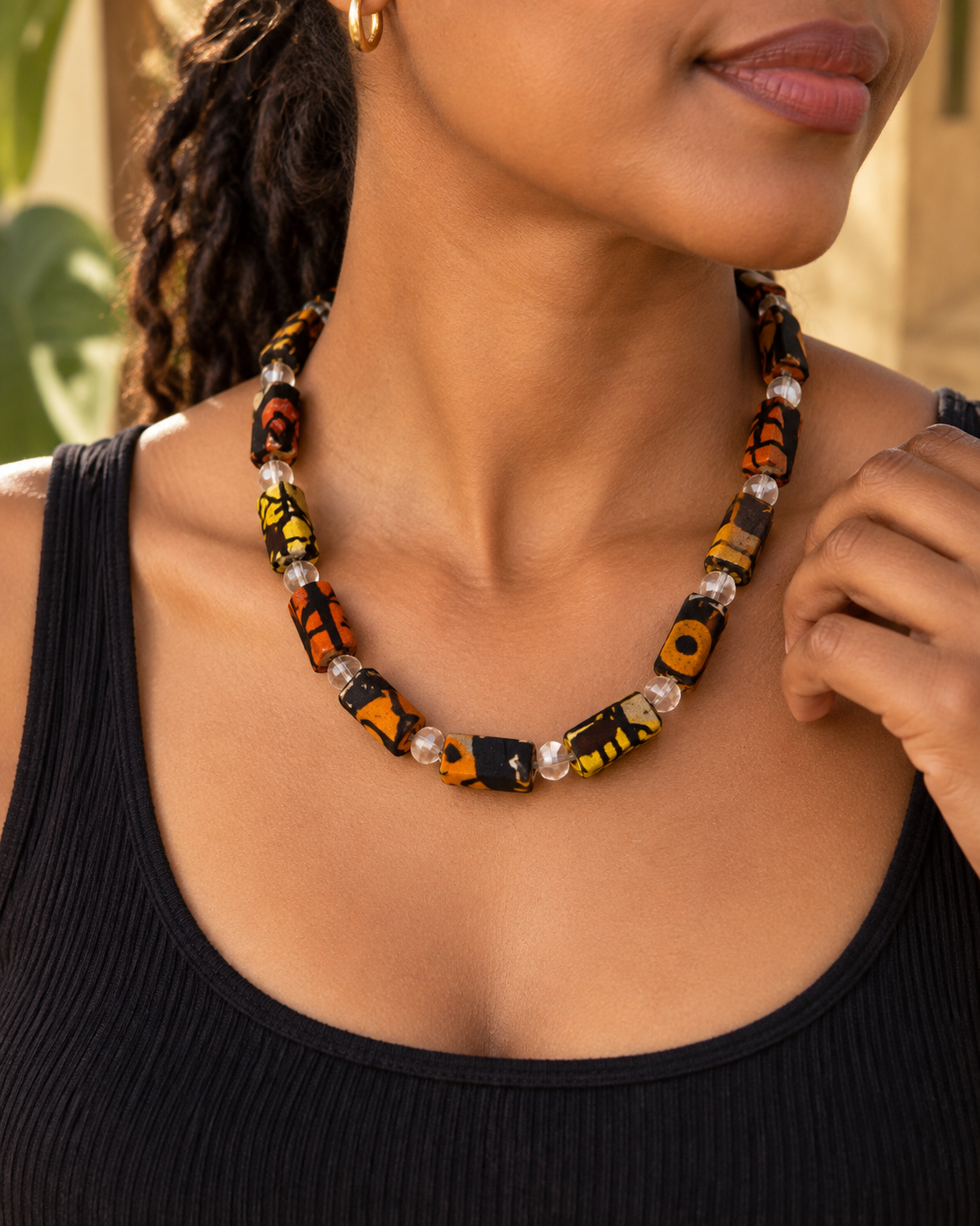 Handgemaakte Ugandese Papierkralen Ketting – Oranje/Bruin