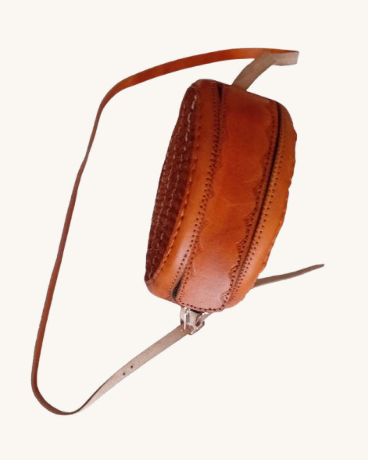 Handgemaakte Ronde Mini Crossbody Tas – Cognac/Bruin